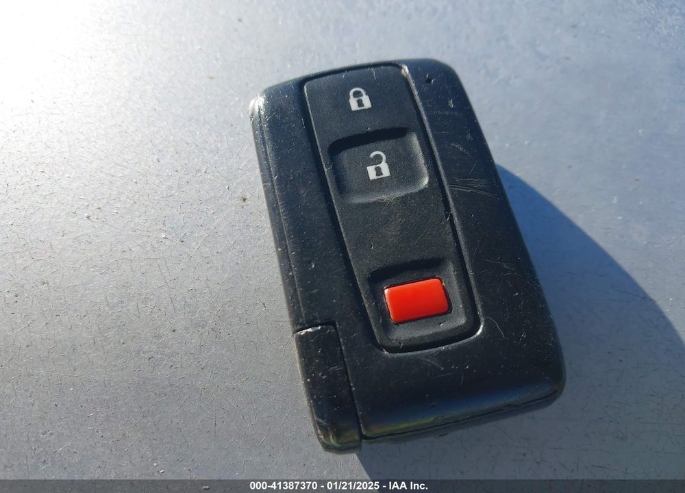 2008 TOYOTA PRIUS VIN: JTDKB20U983304844