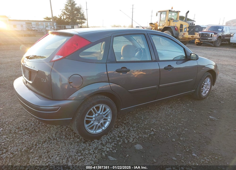 2004 FORD FOCUS ZX5 VIN: 3FAFP37Z24R115044