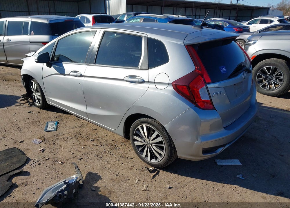 2018 HONDA FIT EX VIN: 3HGGK5H85JM723374