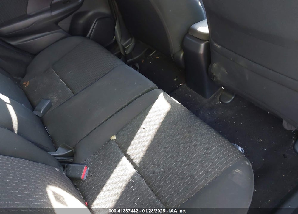 2018 HONDA FIT EX VIN: 3HGGK5H85JM723374