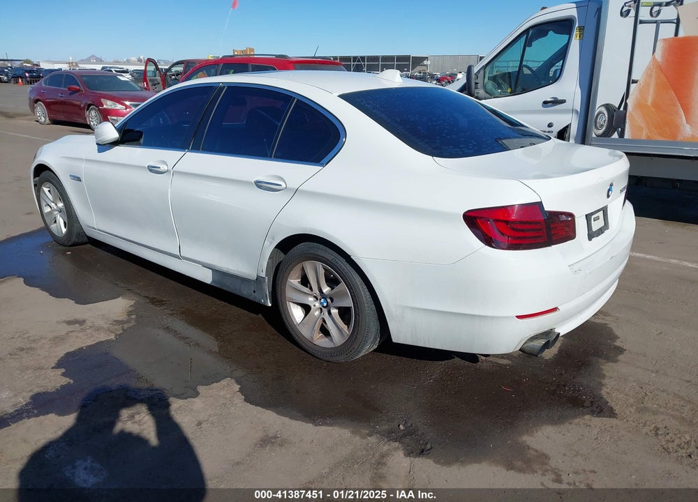 2013 BMW 528I VIN: WBAXG5C58DD230931