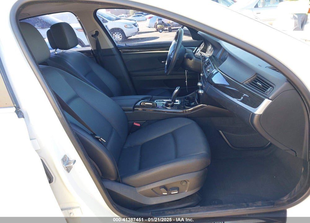 2013 BMW 528I VIN: WBAXG5C58DD230931