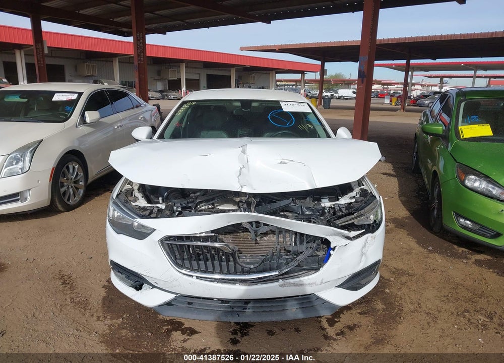 2018 BUICK REGAL SPORTBACK VIN: W04GP6SXXJ1124449