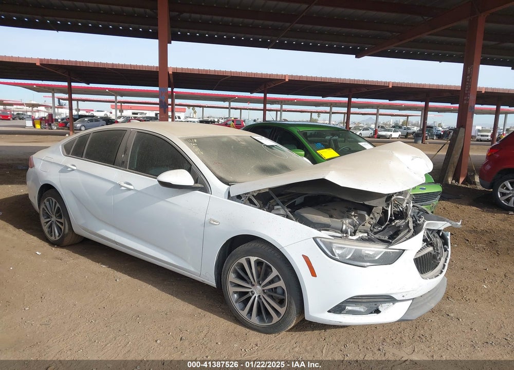 2018 BUICK REGAL SPORTBACK VIN: W04GP6SXXJ1124449
