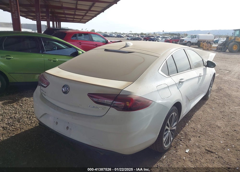 2018 BUICK REGAL SPORTBACK VIN: W04GP6SXXJ1124449