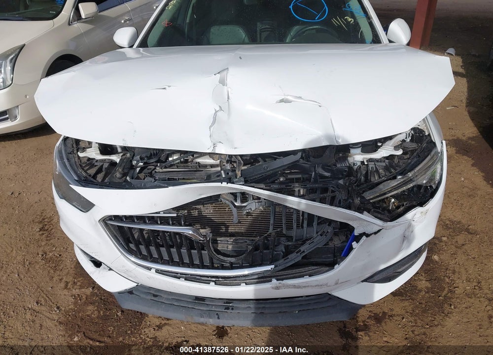 2018 BUICK REGAL SPORTBACK VIN: W04GP6SXXJ1124449