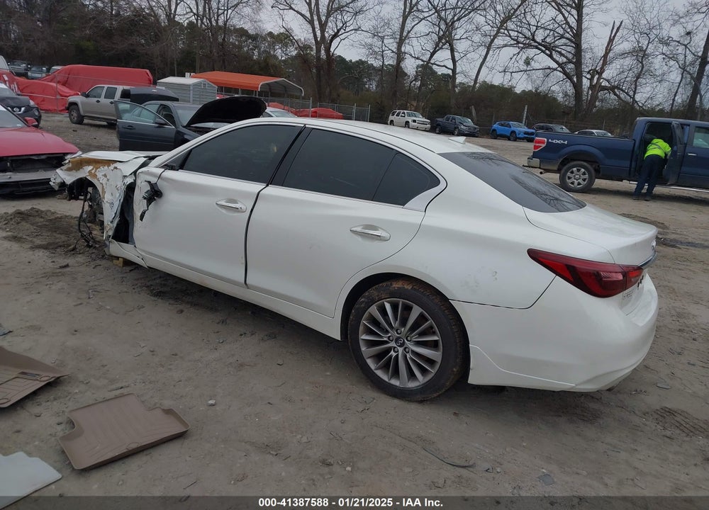 2018 INFINITI Q50 VIN: JN1EV7AP3JM366396