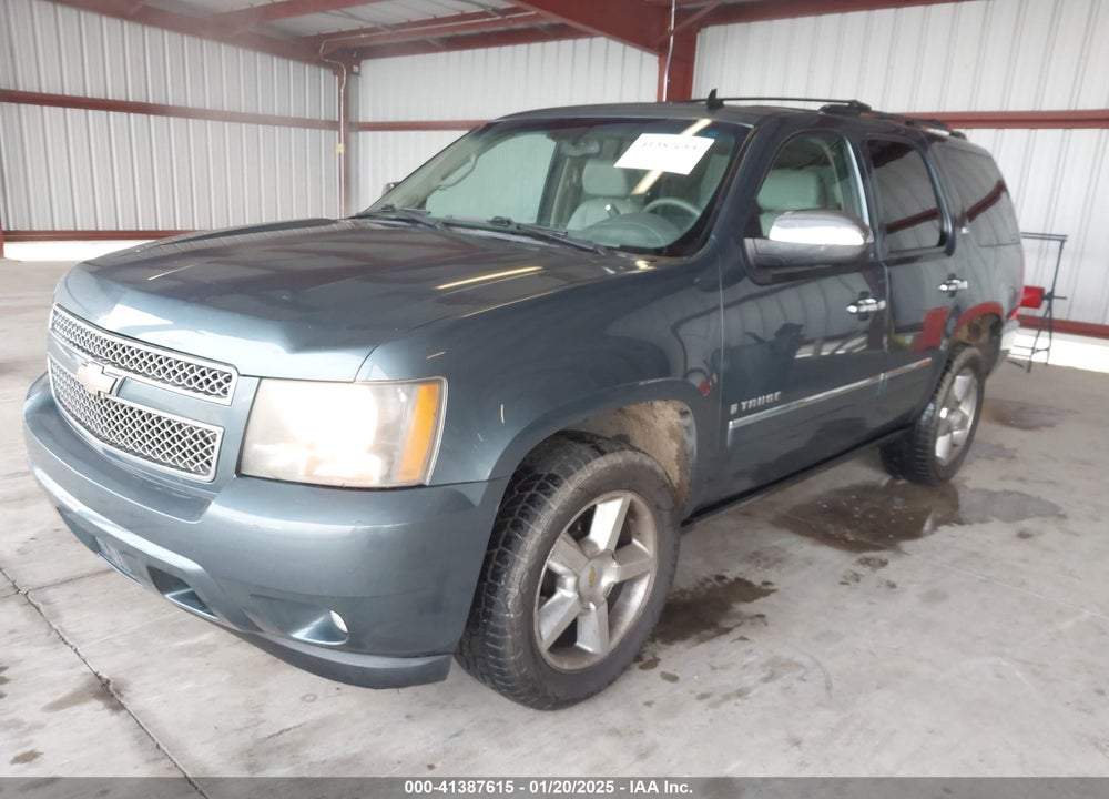 2009 CHEVROLET TAHOE LTZ VIN: 1GNFK33029R113708