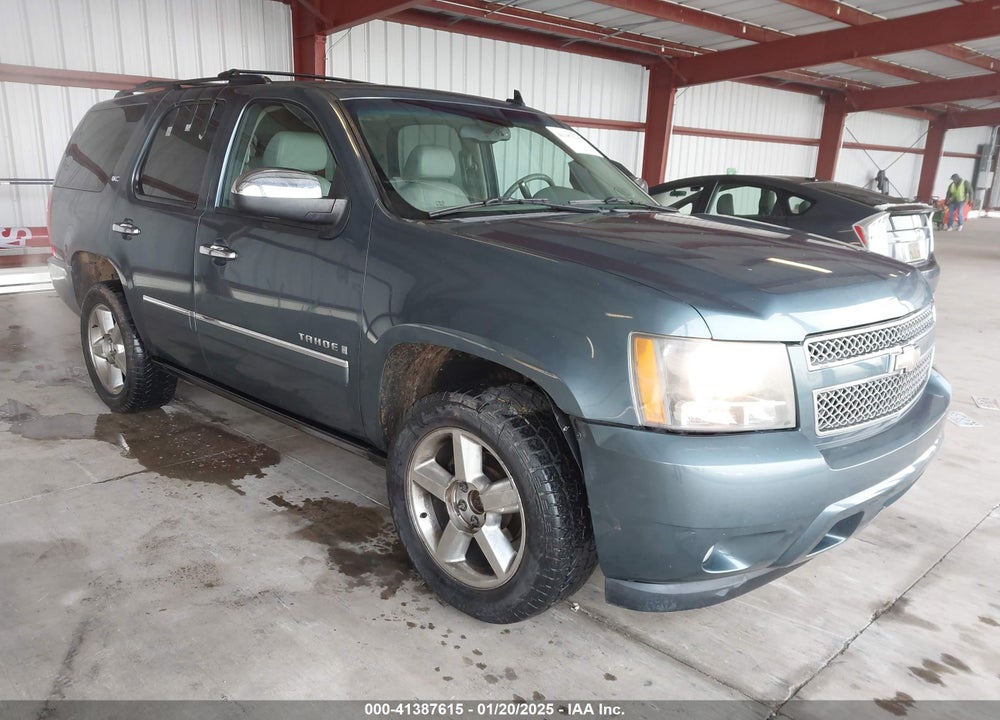 2009 CHEVROLET TAHOE LTZ VIN: 1GNFK33029R113708