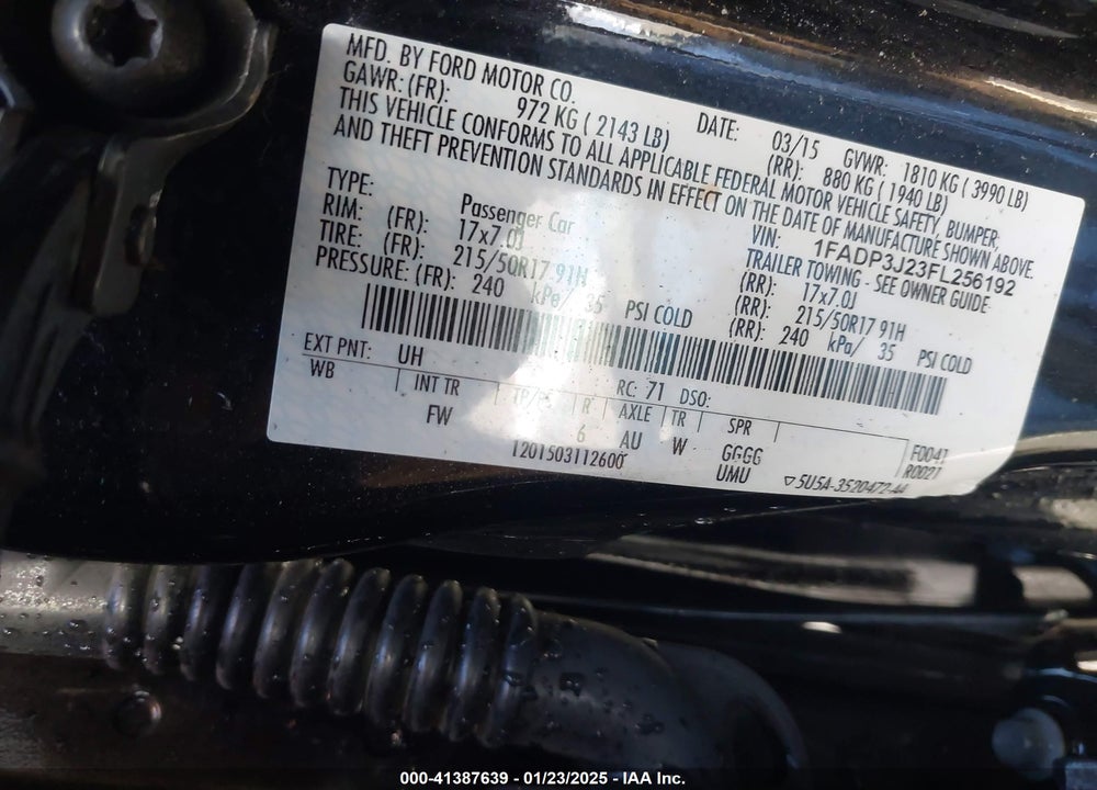 2015 FORD FOCUS VIN: 1FADP3J23FL256192