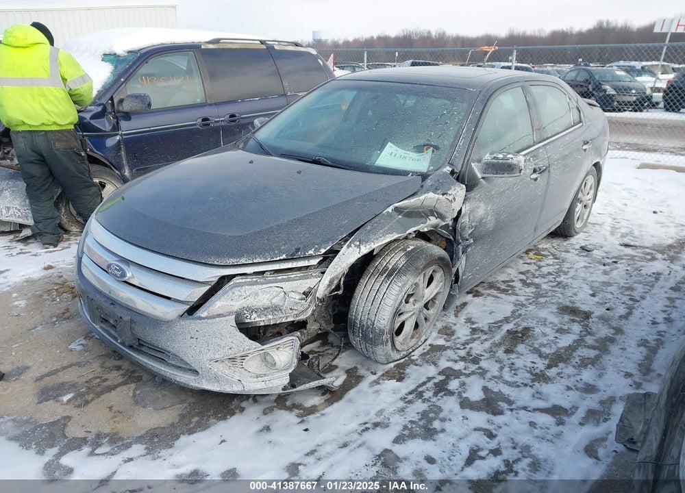 2012 FORD FUSION SE VIN: 3FAHP0HA8CR135829