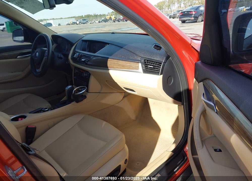 2015 BMW X1 XDRIVE35I VIN: WBAVM5C54FVV94289