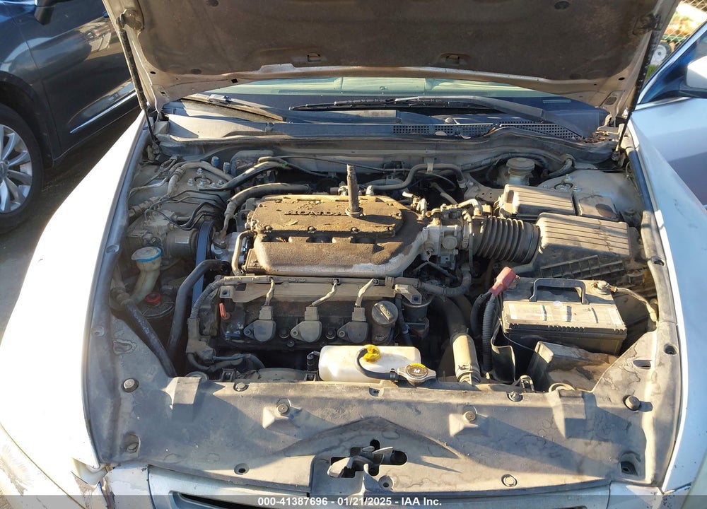 2004 HONDA ACCORD 3.0 EX VIN: 1HGCM66804A076997