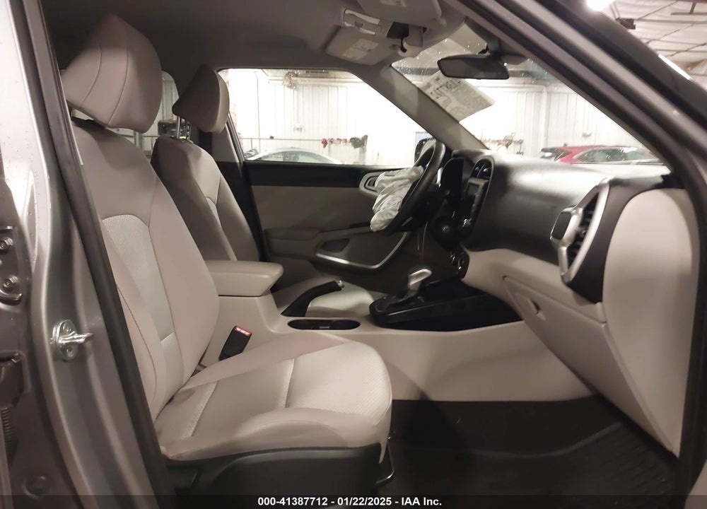 2022 KIA SOUL VIN: KNDJ23AU4N7828150
