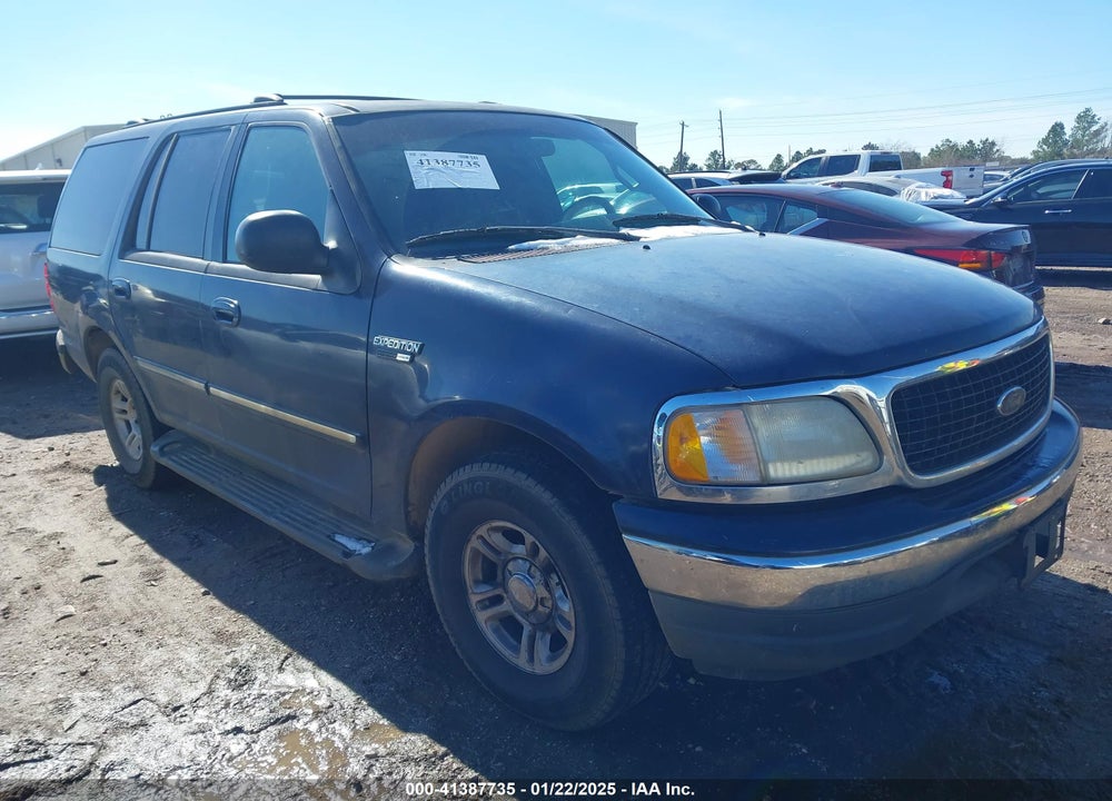 2000 FORD EXPEDITION XLT VIN: 1FMRU15L5YLA24210