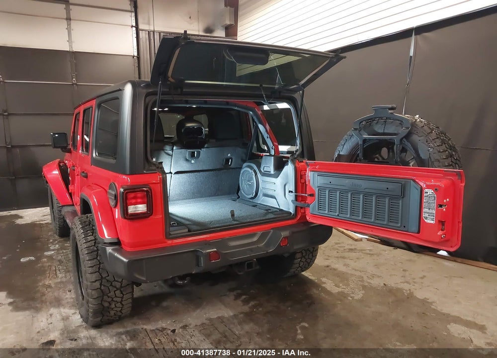 2023 JEEP WRANGLER / VIN: 1C4HJXEG5PW501777