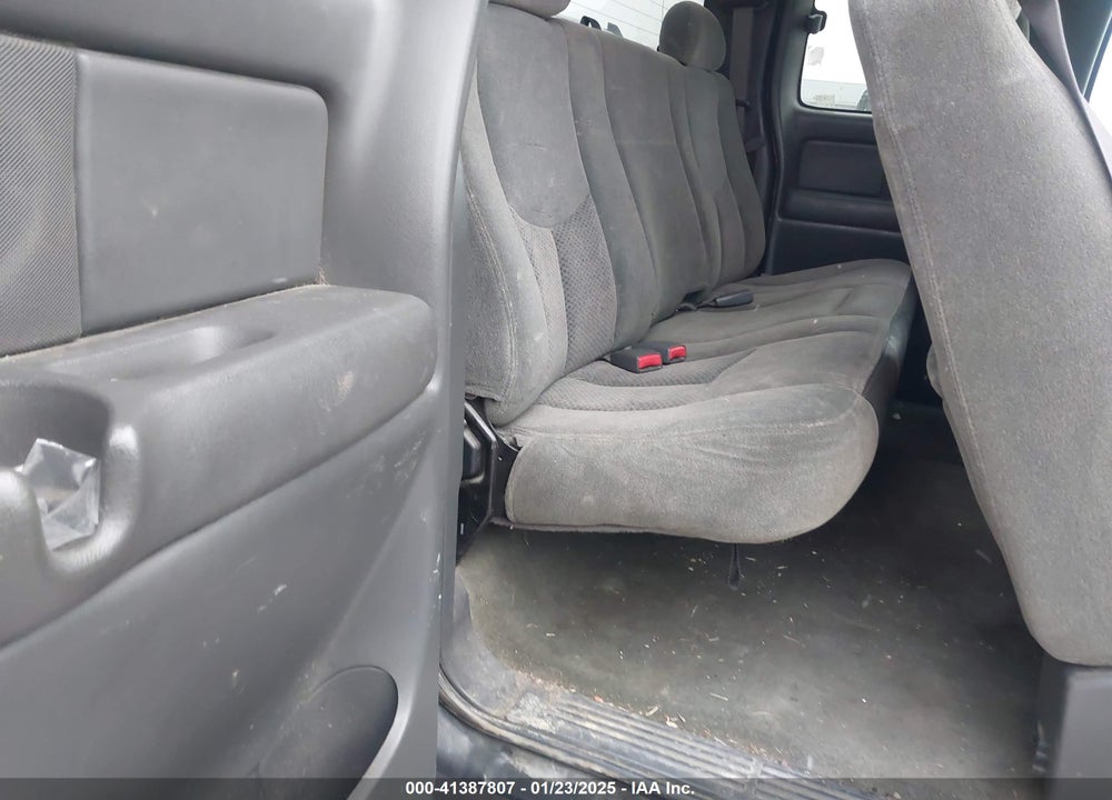 2004 CHEVROLET SILVERADO 1500 Z71 VIN: 1GCEK19T04E206172