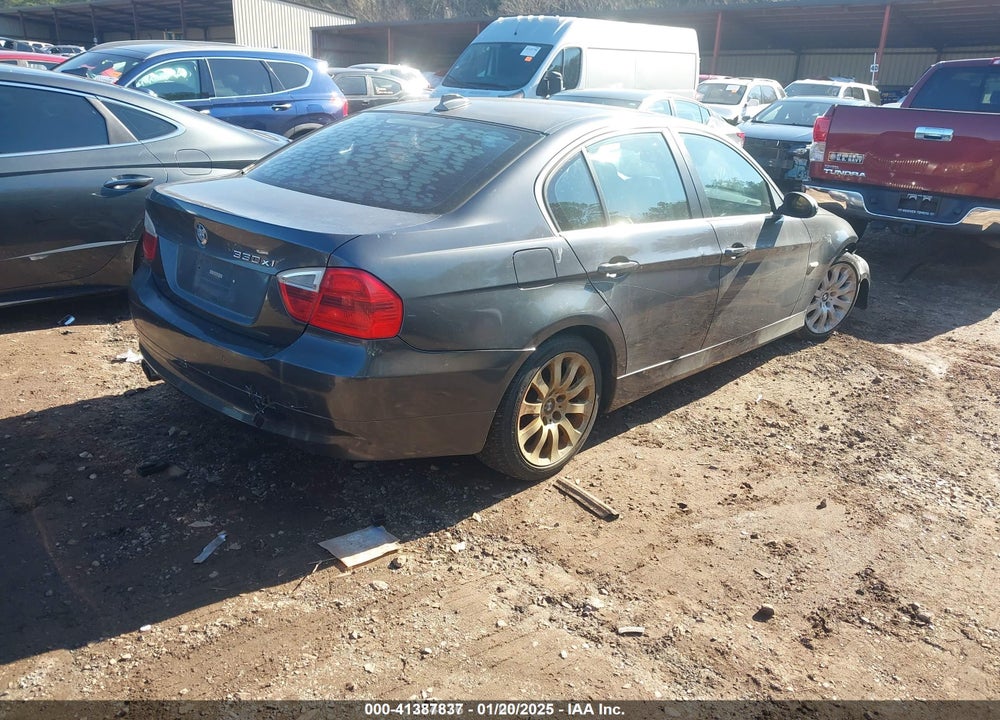 2006 BMW 330XI VIN: WBAVD33556KV60142