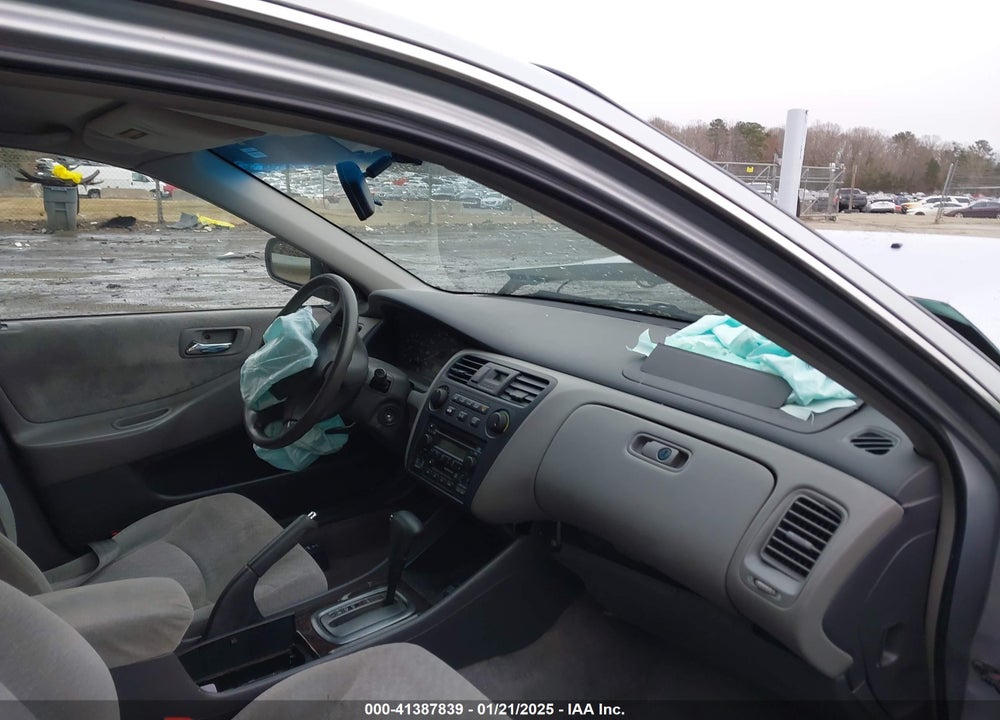 2001 HONDA ACCORD VALUE PACKAGE VIN: 1HGCF86641A035515