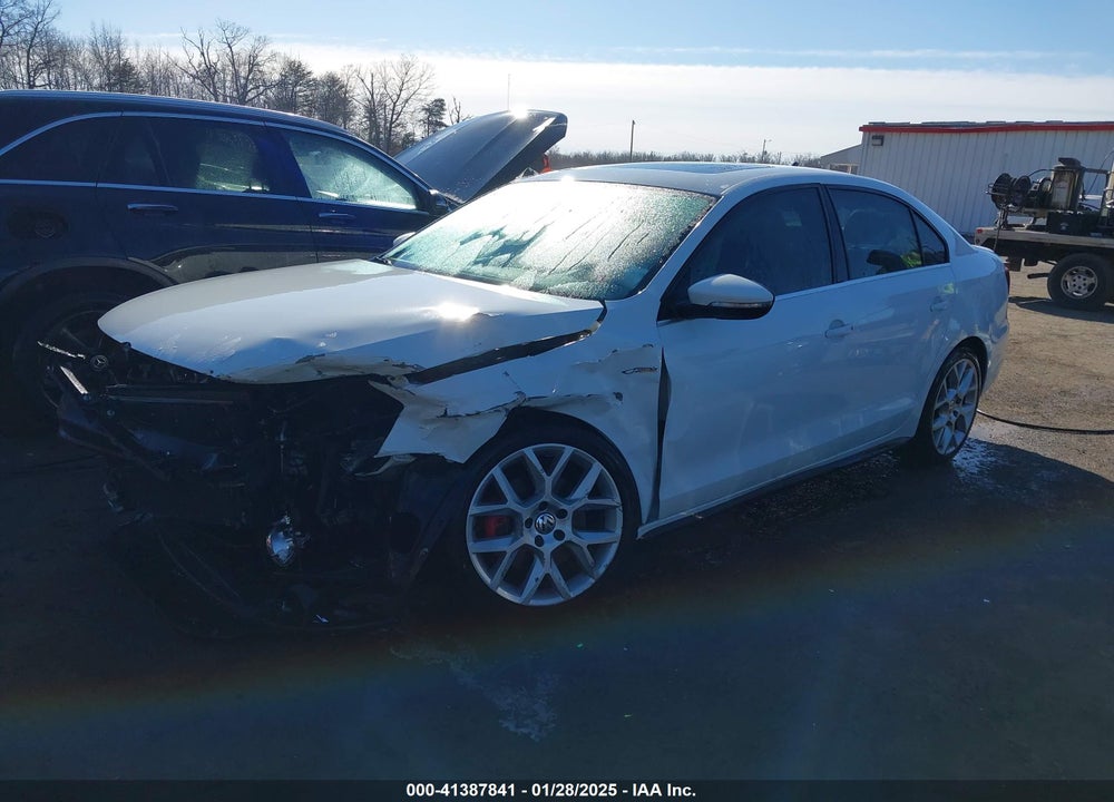 2014 VOLKSWAGEN JETTA VIN: 3VW5T7AJ2EM312965
