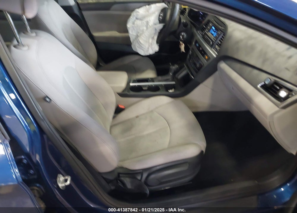 2015 HYUNDAI SONATA VIN: 5NPE24AF0FH126610