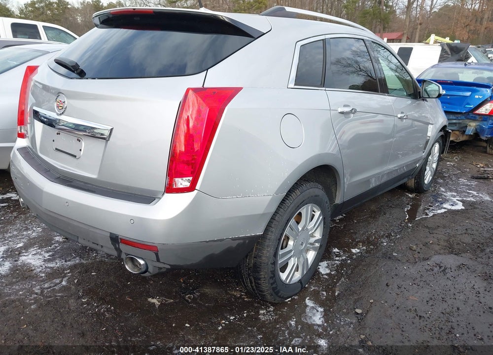 2010 CADILLAC SRX LUXURY COLLECTION VIN: 3GYFNAEY0AS590995