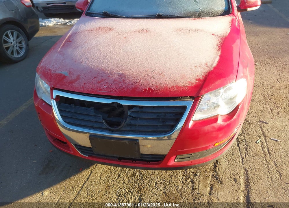 2008 VOLKSWAGEN PASSAT TURBO VIN: WVWJK73C78E232803