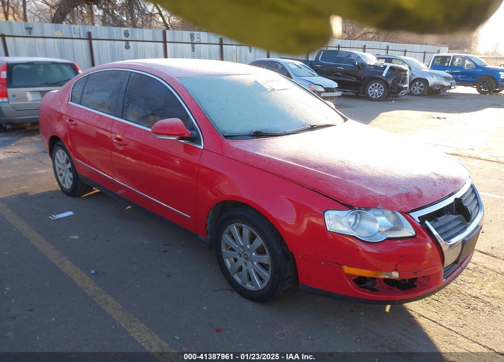 2008 VOLKSWAGEN PASSAT TURBO VIN: WVWJK73C78E232803