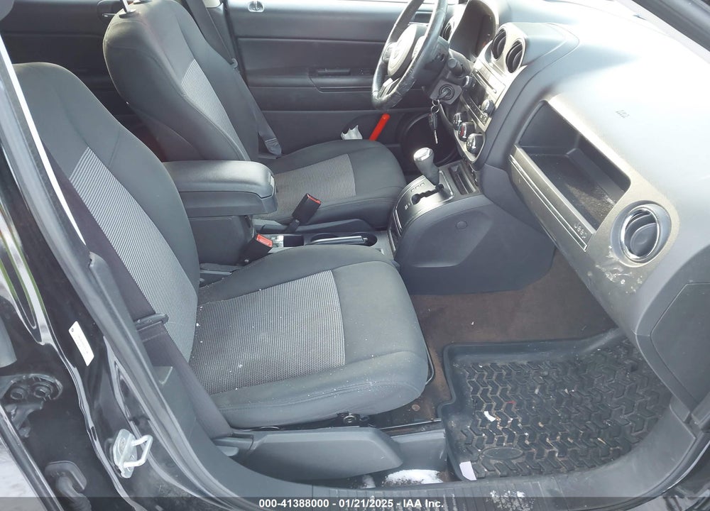 2013 JEEP COMPASS LATITUDE VIN: 1C4NJDEB5DD237148