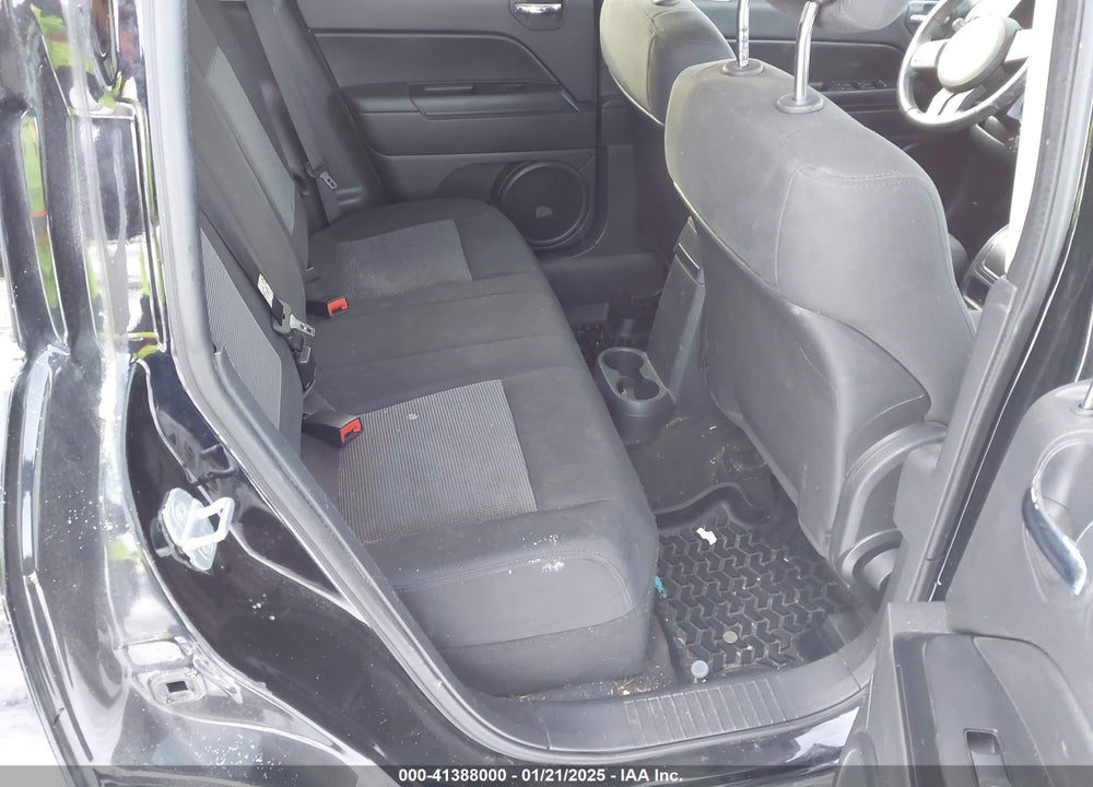 2013 JEEP COMPASS LATITUDE VIN: 1C4NJDEB5DD237148