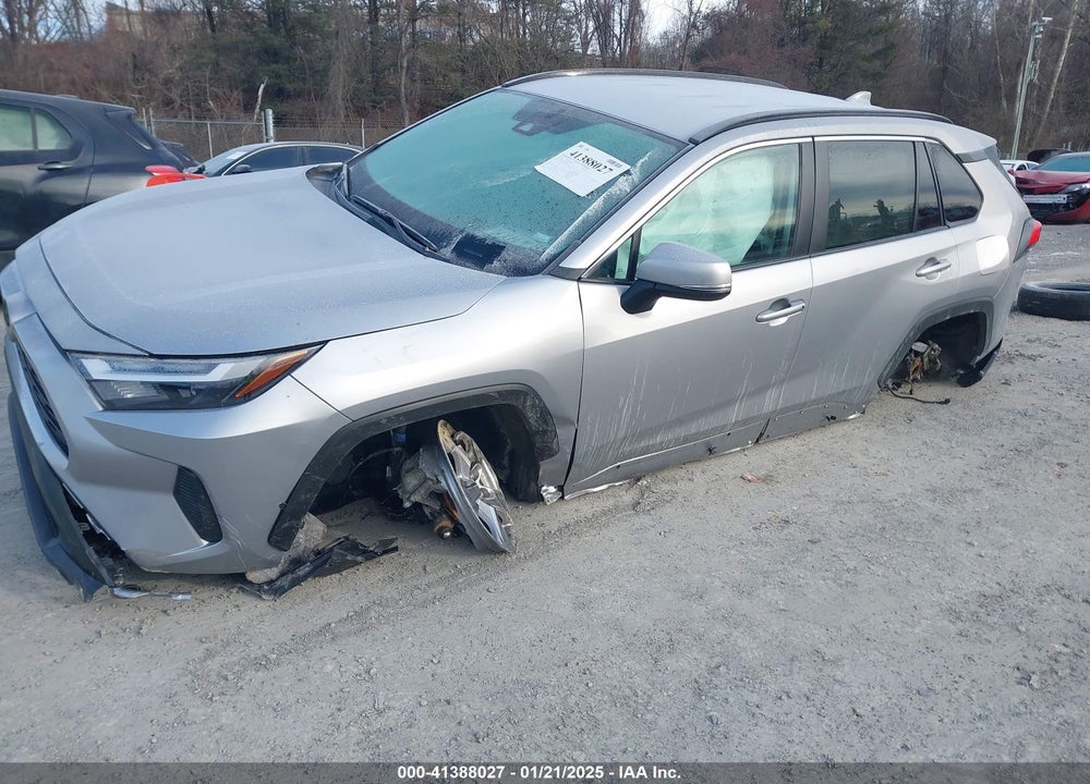 2023 TOYOTA RAV4 XLE VIN: 2T3W1RFV6PC243611