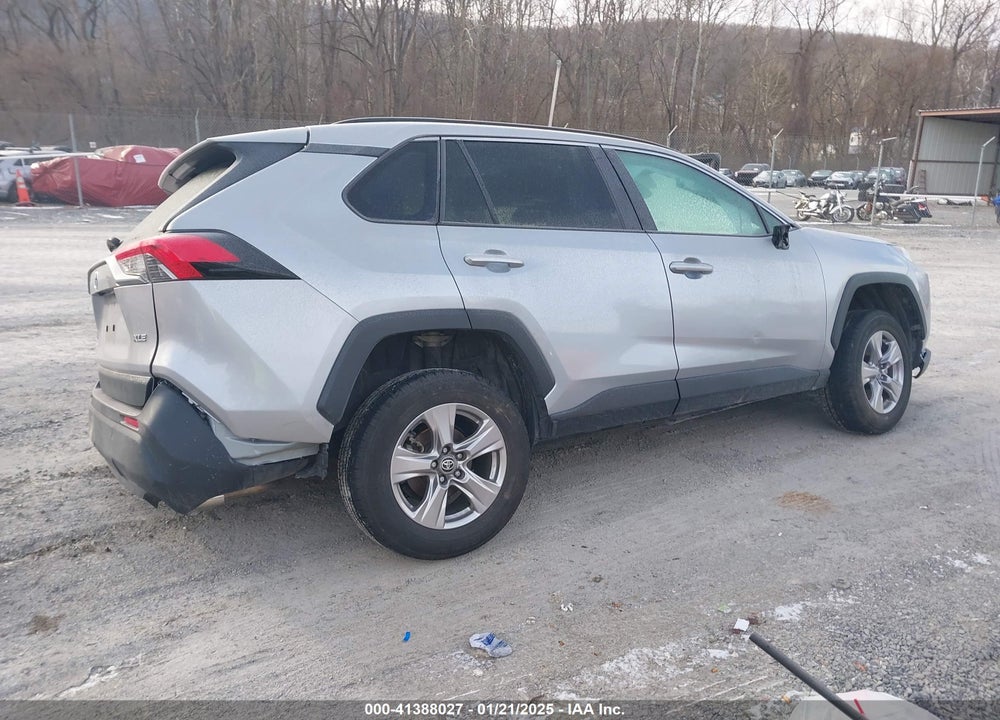 2023 TOYOTA RAV4 XLE VIN: 2T3W1RFV6PC243611