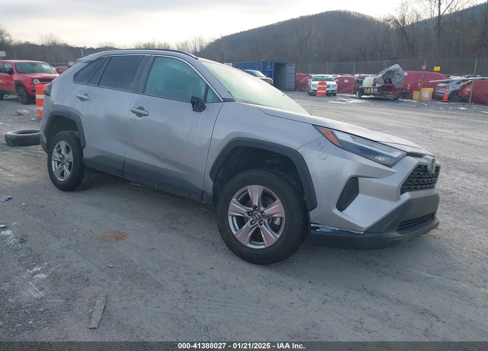 2023 TOYOTA RAV4 XLE VIN: 2T3W1RFV6PC243611