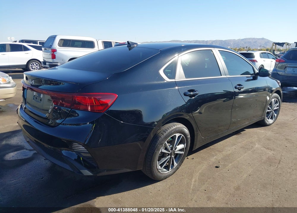 2023 KIA FORTE VIN: 3KPF24ADXPE683226