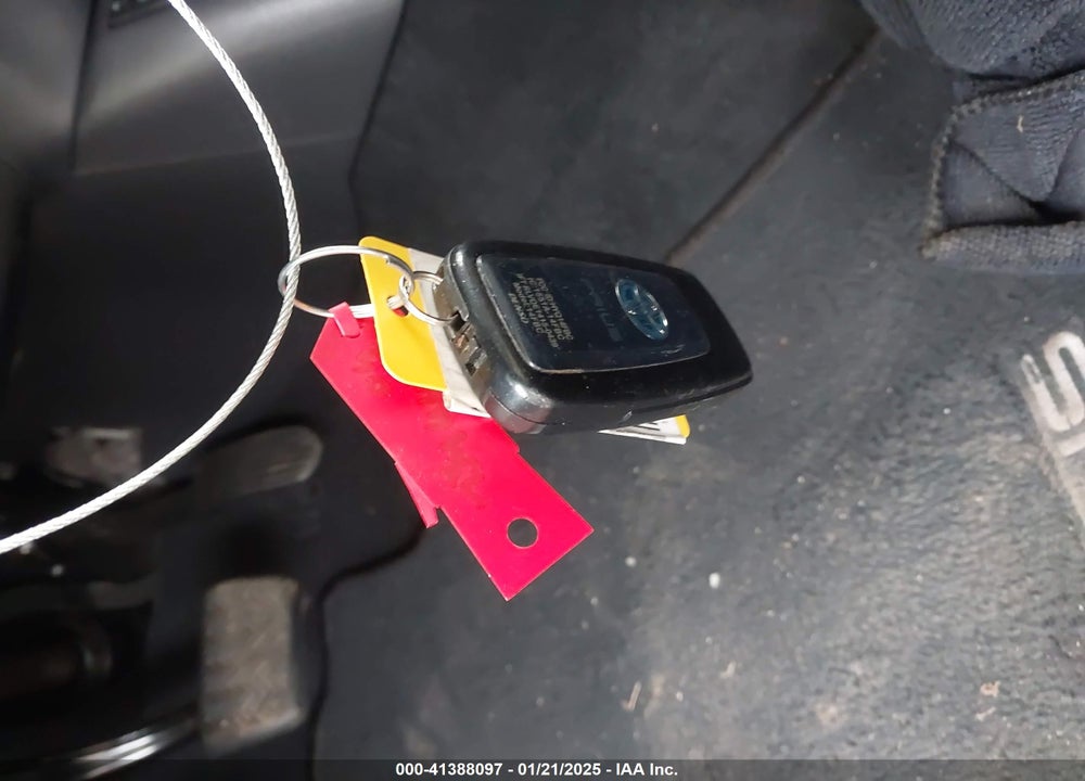 2018 TOYOTA PRIUS VIN: JTDKARFU4J3065194
