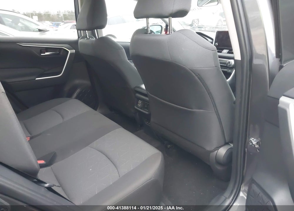 2024 TOYOTA RAV4 XLE VIN: 2T3W1RFV3RW332134