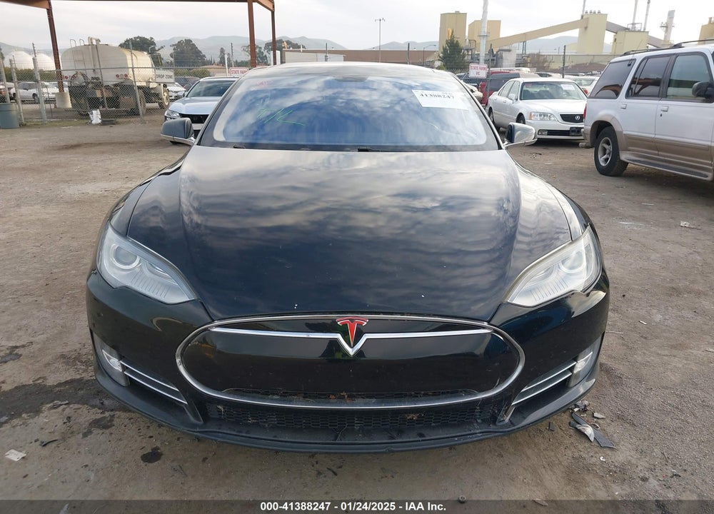 2013 TESLA MODEL S VIN: 5YJSA1AG0DFP12913