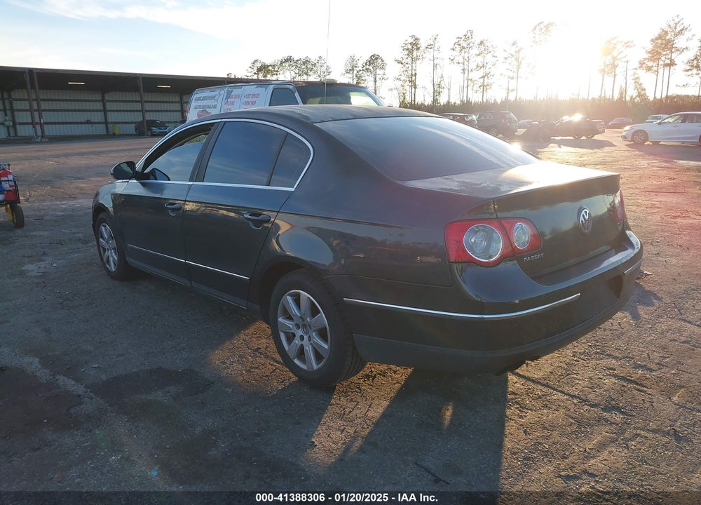 2008 VOLKSWAGEN PASSAT TURBO VIN: WVWJK73C28P047949