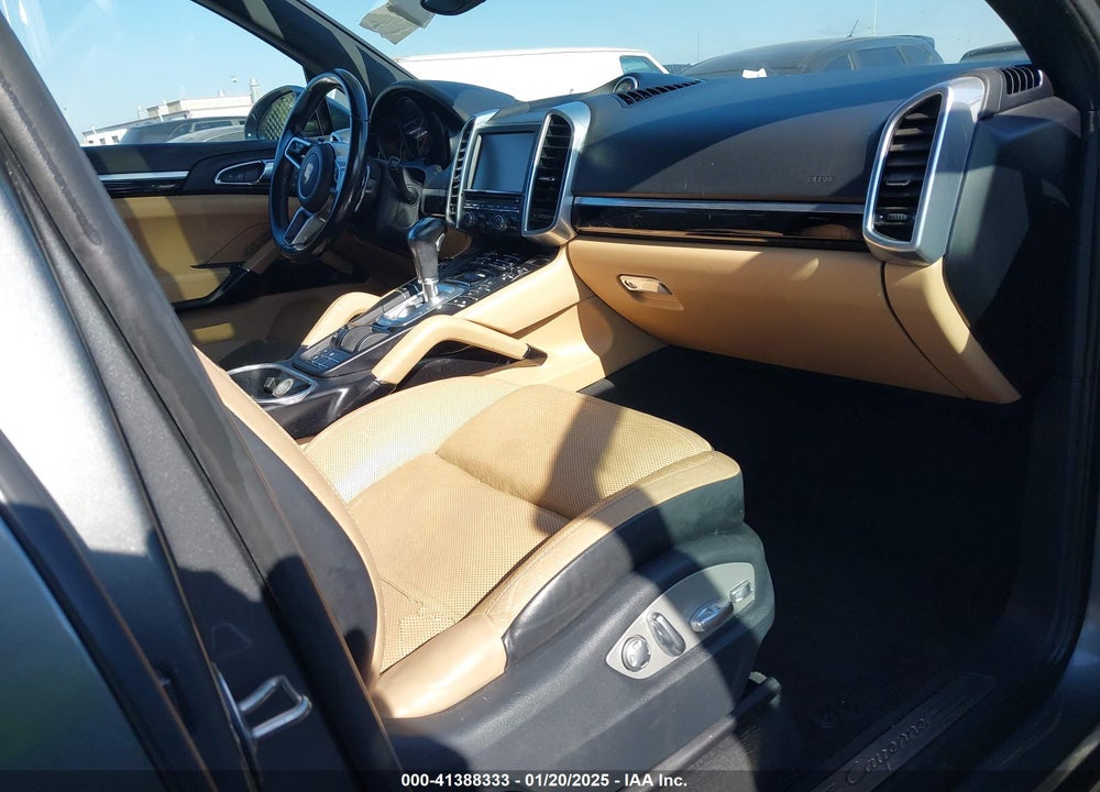 2016 PORSCHE CAYENNE VIN: WP1AA2A29GKA15395