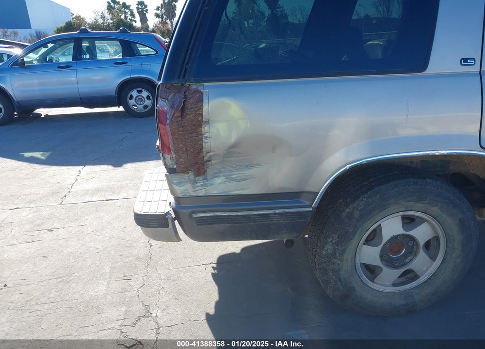 1999 CHEVROLET TAHOE LS VIN: 1GNEK13R4XJ434207