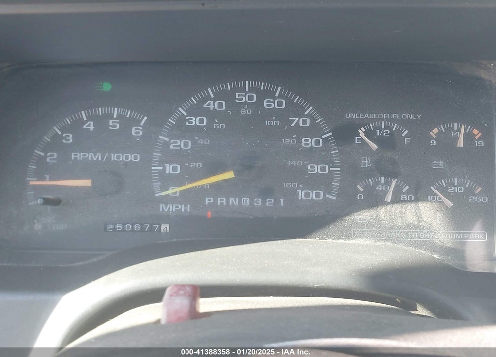 1999 CHEVROLET TAHOE LS VIN: 1GNEK13R4XJ434207