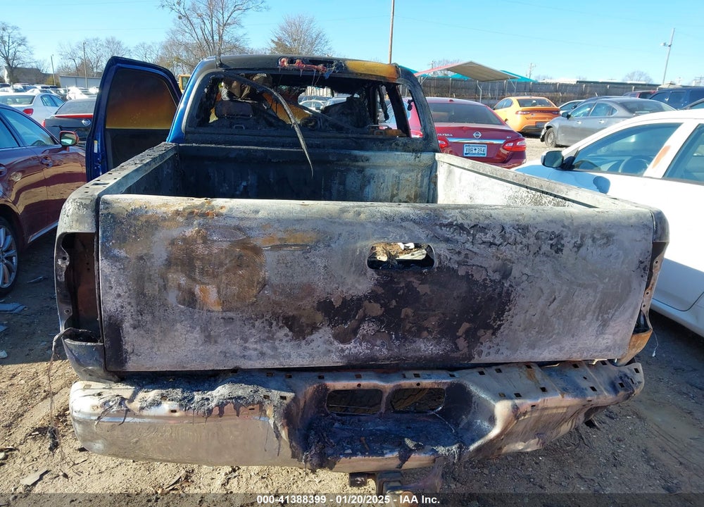 2005 TOYOTA TUNDRA SR5 V8 VIN: 5TBRT34185S457414
