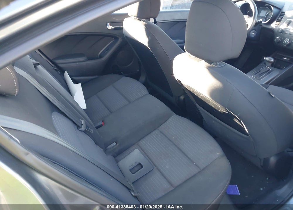 2016 KIA FORTE LX VIN: KNAFX4A63G5568639