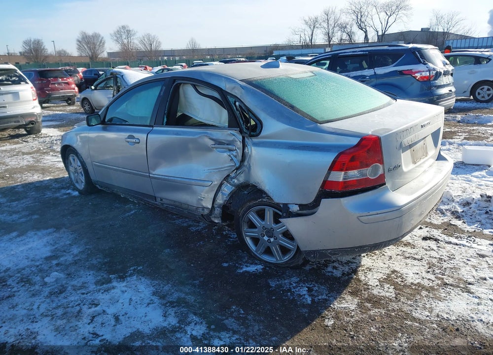 2006 VOLVO S40 2.4I VIN: YV1MS382962151008