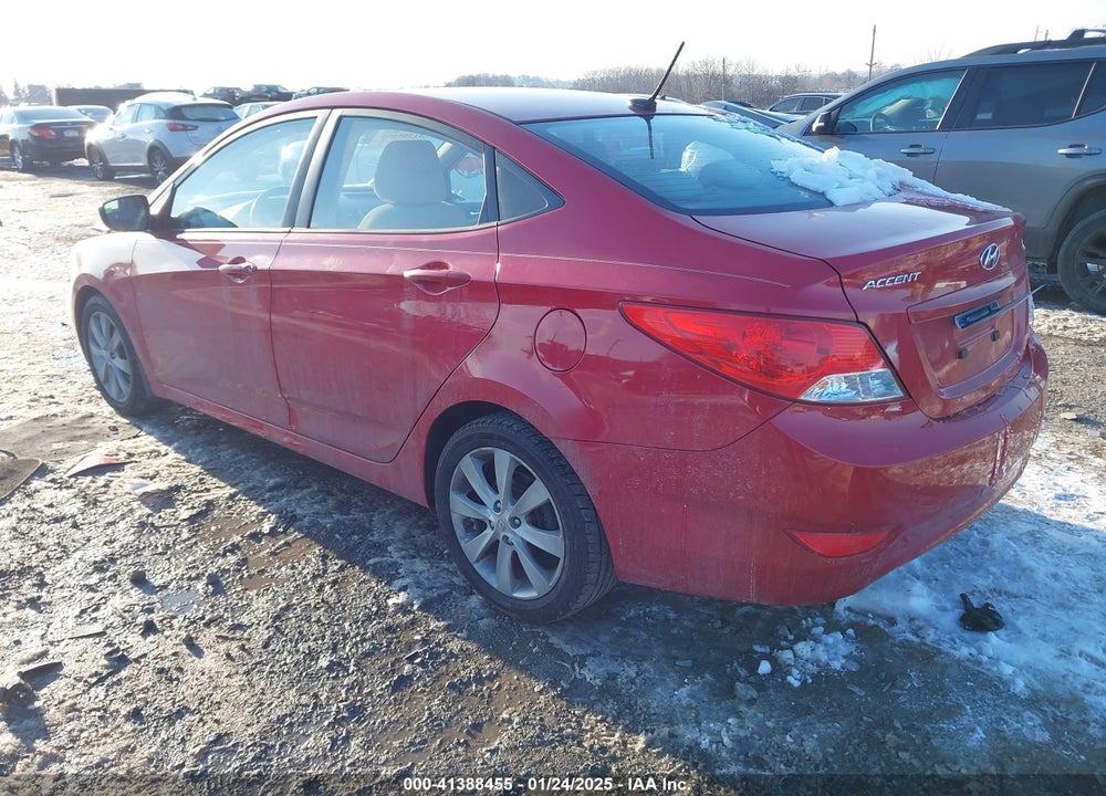 2013 HYUNDAI ACCENT VIN: KMHCU4AE1DU319310