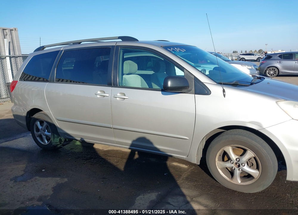 2007 TOYOTA SIENNA LE VIN: 5TDZK23C57S054887