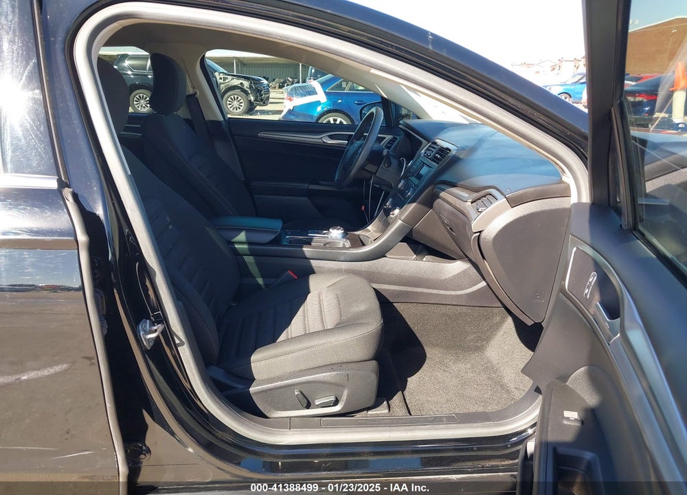 2018 FORD FUSION VIN: 3FA6P0H75JR109570