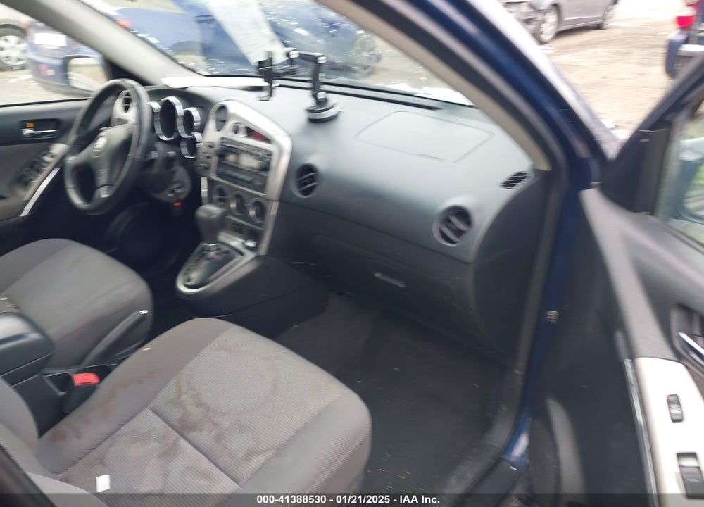 2007 TOYOTA MATRIX VIN: 2T1KR32E77C657015