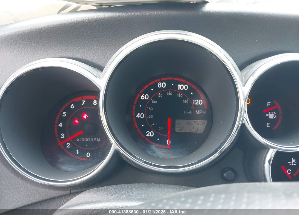 2007 TOYOTA MATRIX VIN: 2T1KR32E77C657015