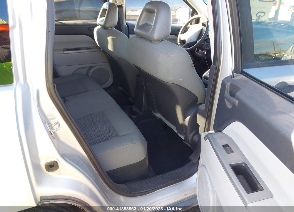 2007 JEEP COMPASS SPORT VIN: 1J8FF47W47D153454